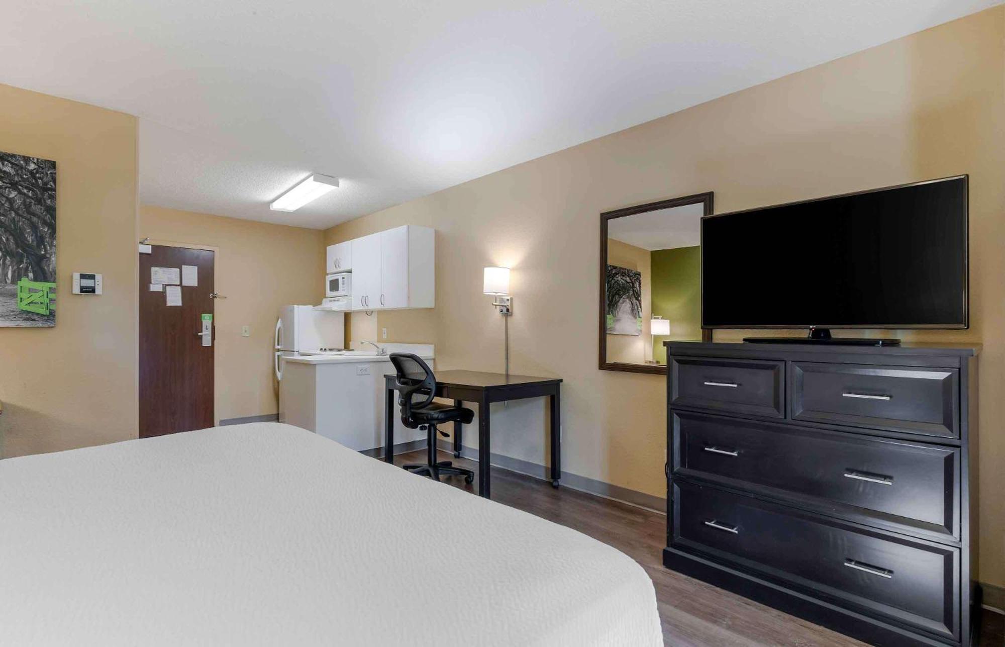 Extended Stay America Suites - Los Angeles - Монровия Экстерьер фото